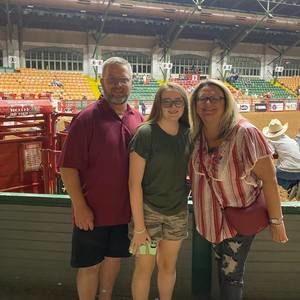 Meet your Posher, Angie